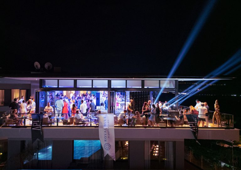 Cielo Restaurant royal blue resort residences montenegro Premium suite 6 13