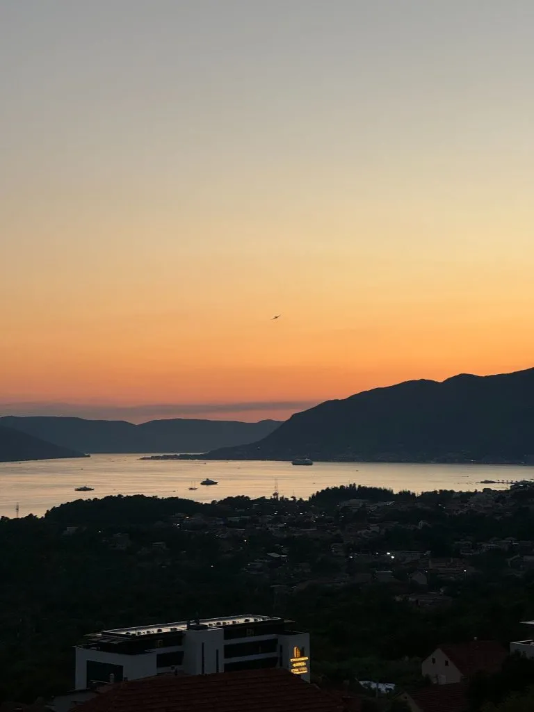 Cielo Restaurant ciello rooftop bar resturant tiat montenegro 3