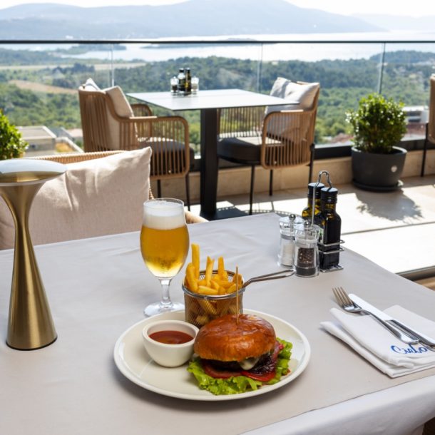 Cielo Restaurant Buyuk thebestburgerinkotor